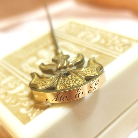 Victorian Era Etruscan Revival Fluer De Lis Hat Pin - Picture 3 of 8